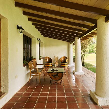 Posada La Celia Eugenio Bustos Exteriér fotografie