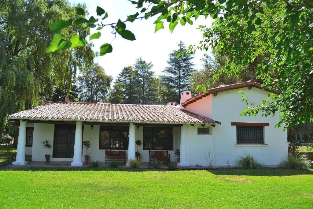 Posada La Celia Eugenio Bustos Exteriér fotografie